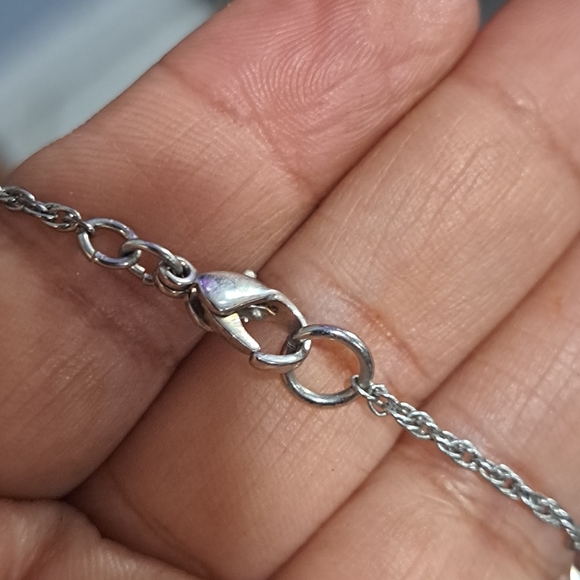 Glass long statement necklace - Picture 7 of 12